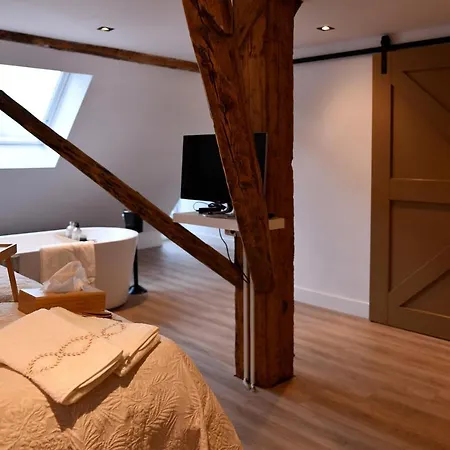 Dream Boutique Bed & Coffee Apartment *