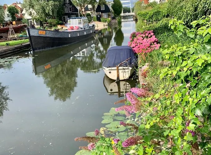 Dream Boutique Coffee & Comfort 아파트 에담