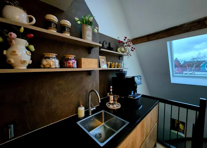 Dream Boutique Coffee & Comfort